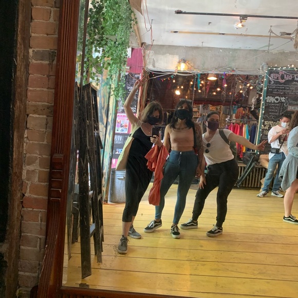 Posh N Sip Montreal โจ - Picture 11 of 15